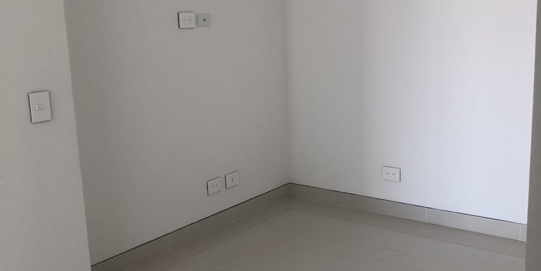 20181023_130610023_iOS