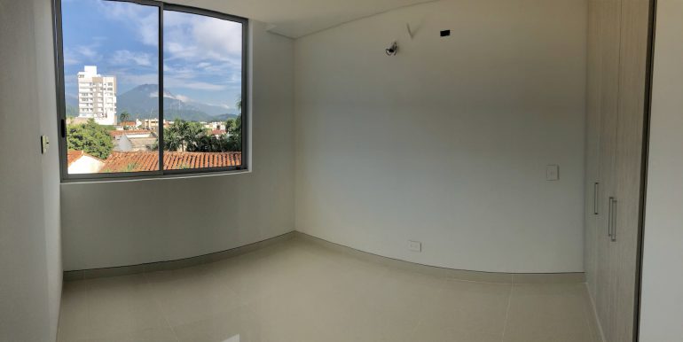 20181023_131042045_iOS